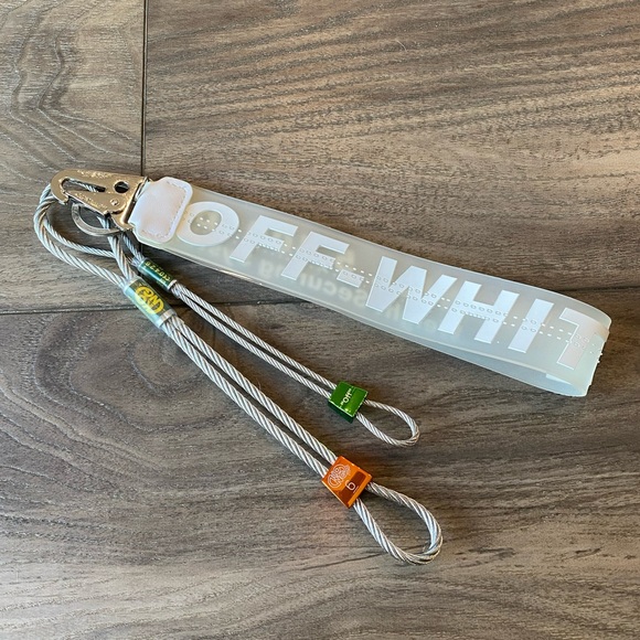 Off White Industrial Keychain Lanyard Wristlet - Picture 1 of 5
